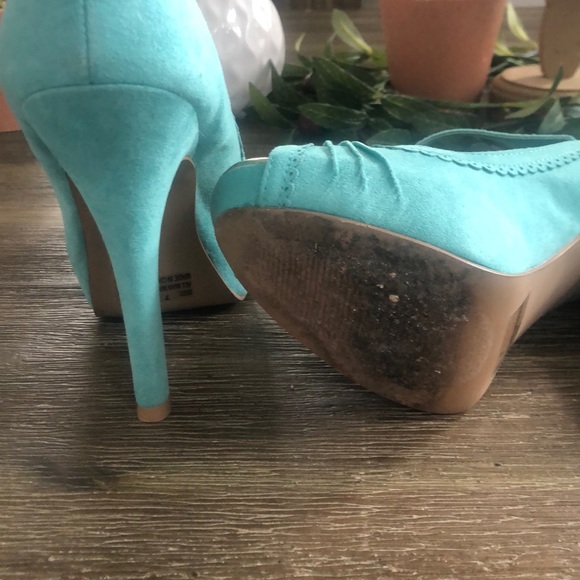 Teal Peep Toe Pumps - Picture 4 of 5